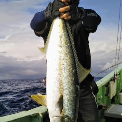 康仁丸・ジギング釣り果